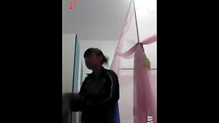 220712全裸ダンスの美少女が話題177