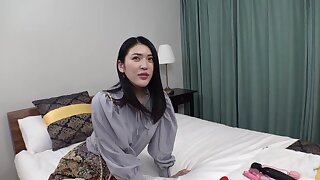 0000875貧乳スレンダー日本人女性が人妻NTRセックス